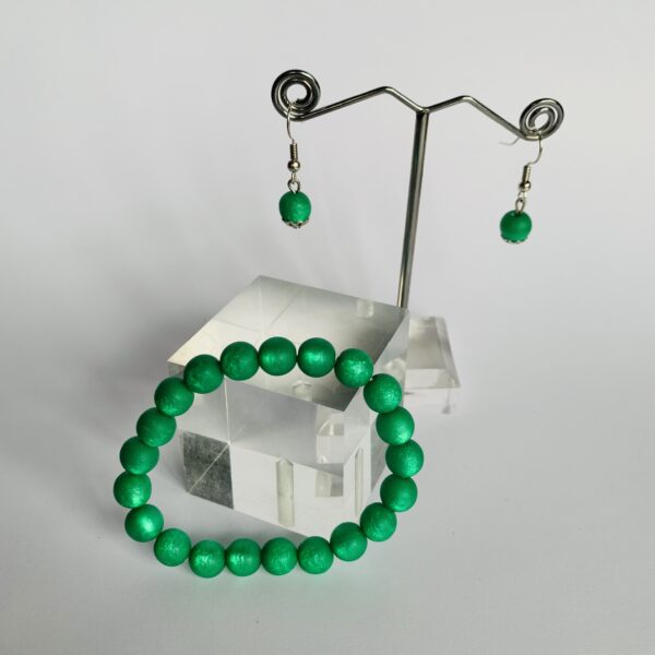 Set armband en oorbellen bright green